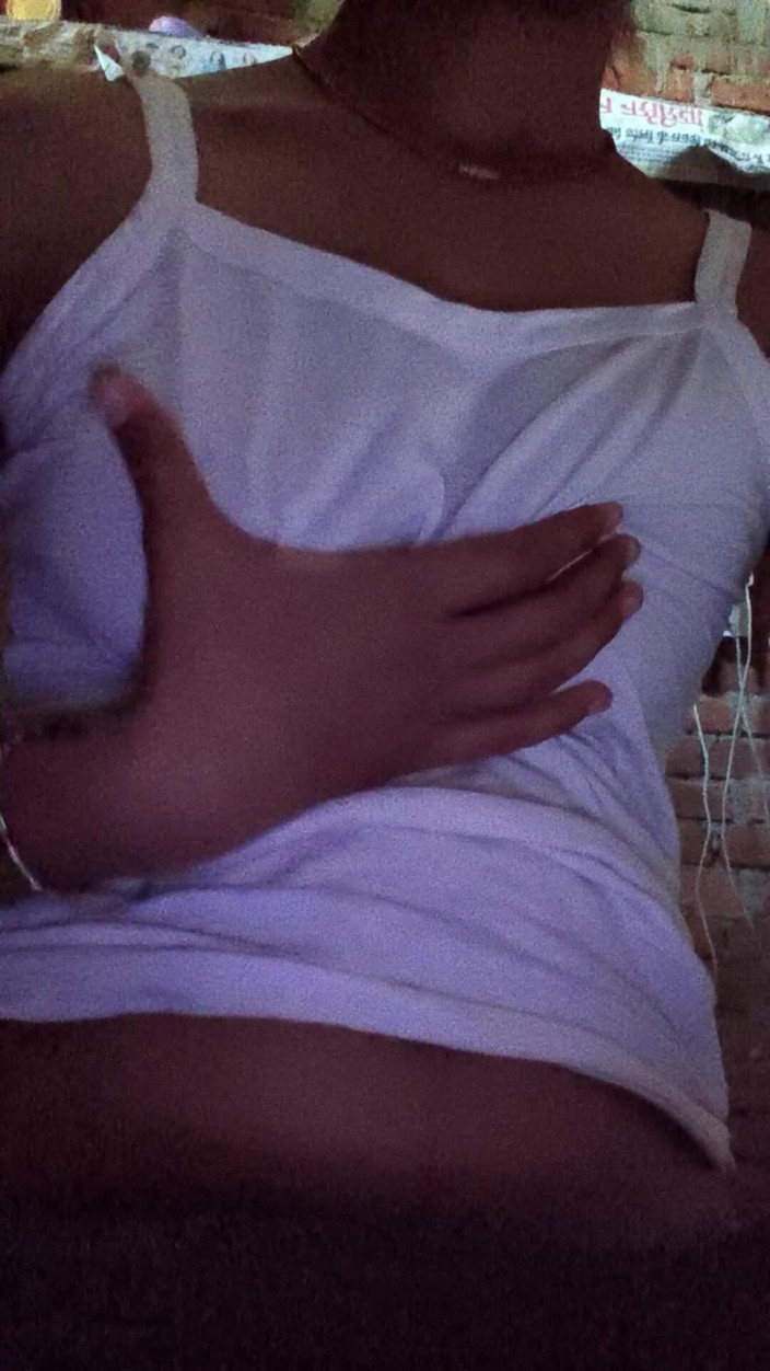 Moma: सेक्सी वीडियो