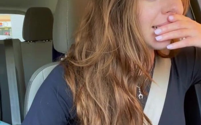 Nadia Foxx: Оргазмическая поездка в машине сочное время, с участием McDonalds Drive через (часть 4)!!