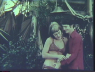Vintage Usa: Hot vintage sex outdoor by the swimming pool!