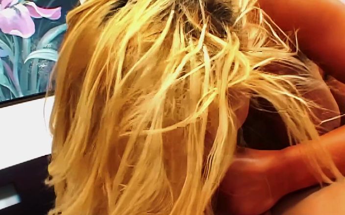 FapFlare: Shyla Stylez dostaje swoje ogromne naturalne cycki podskakując podczas masywnego...