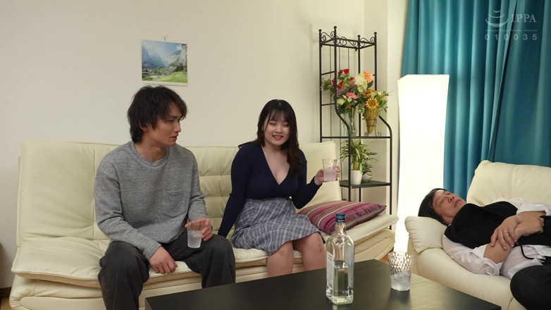 Vulture: Aihou Suzune - vợ của ông chủ trêu chọc khoe bộ ngực...