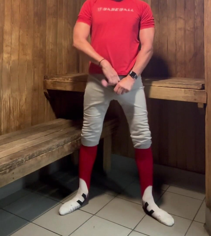 JockDad87: Alpha Jock spaß in der sauna mit Jockdad87 Teil 8