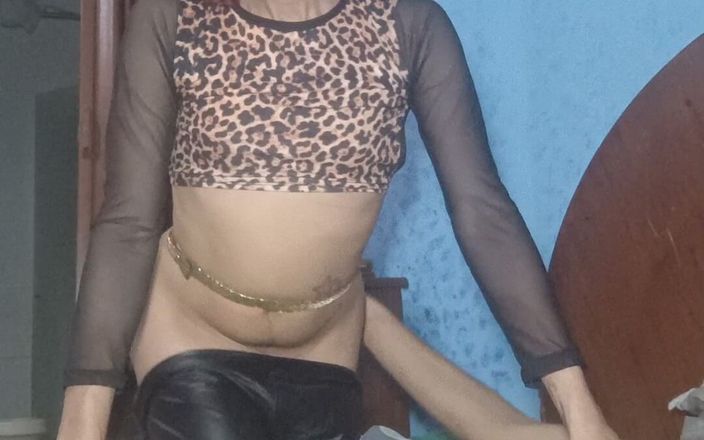 Femboy from Colombia: 在最后一刻是献出一切的最佳时刻