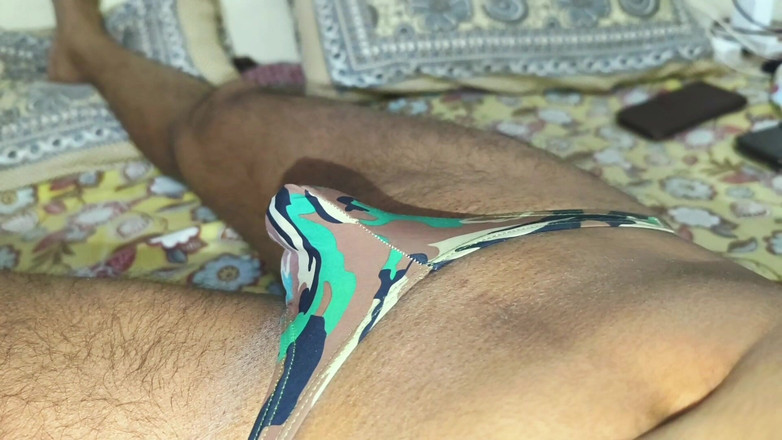 rruh_2024: Hintli köylü alt travesti dost ke ghar jake usko direk...