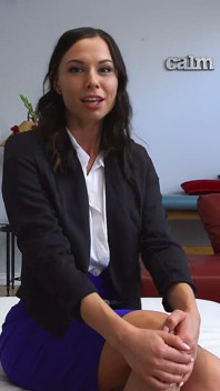 Aidra fox realtor menggoda pemilik rumah yang sudah bercerai - blowjob toket kencang, titjob & cowgirl naik untuk menutup penjualan rumah