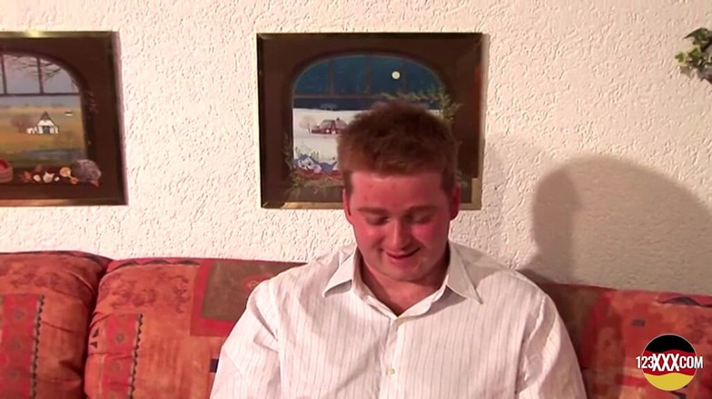 123XXX - 100% Amateurs: Knubbig tysk MILF vet att rida en laddad Pecker