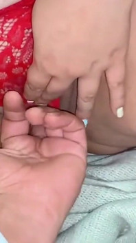 Chubby Big Ass Latina Masturbating Her Big Hot Pussy When She Reads Her Fans' Comments About Her Ass. Colombian Real Homemade