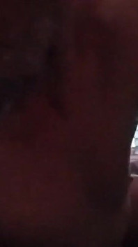 Mark hraje sliny a zadek