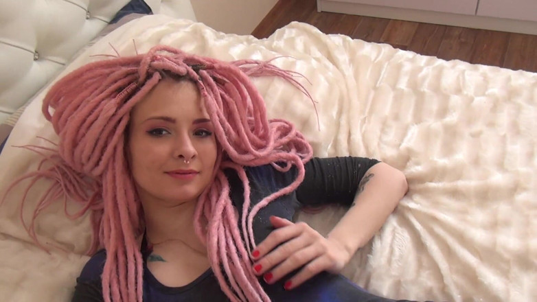 LoveHomePorn: Beauty with Dreadlocks Gets My Hard Meal