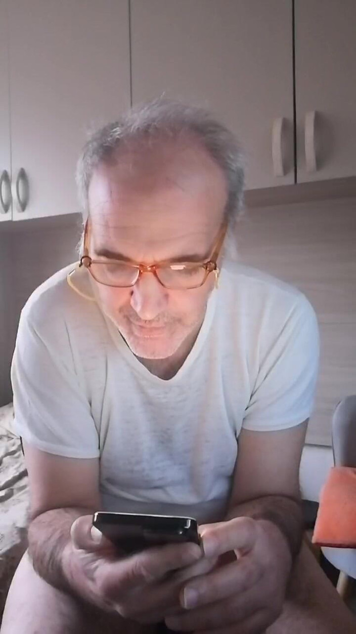 Instructions to masturbate with pleasure: I Jerk My Hard Cock, Piss Twice in the Empty...