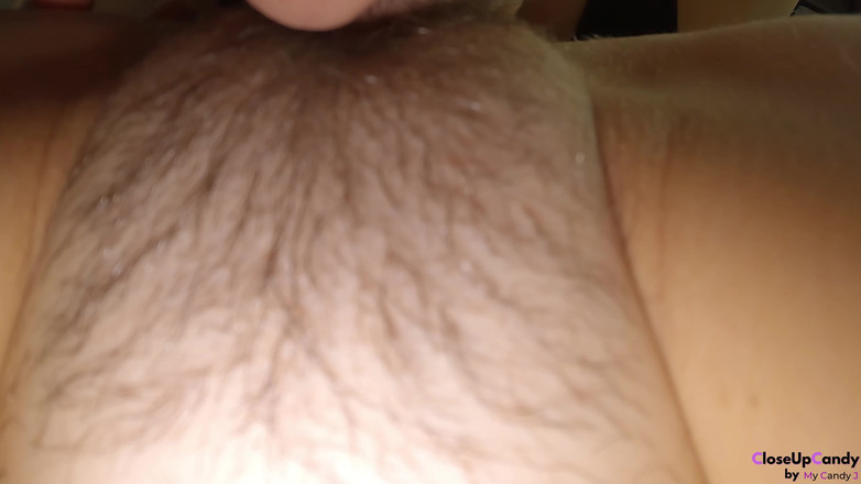 CloseUpCandy: Makan pepek manis yang belum dicukur sehingga orgasme pancutan mani -...