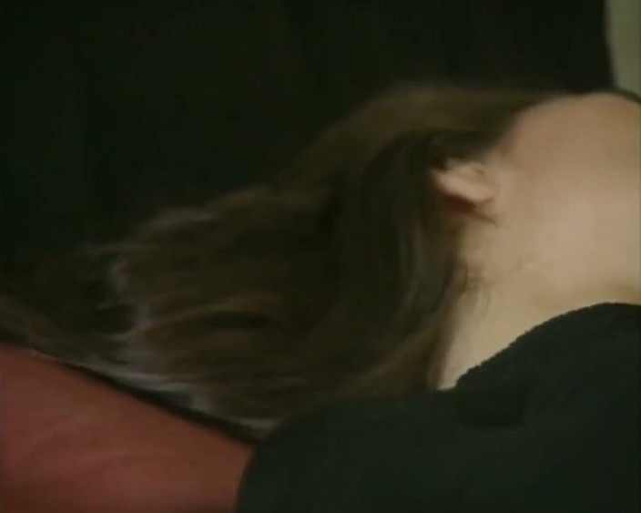 Lesbian Stories: Ragazza sexy sta leccando il buco del culo della fidanzata...