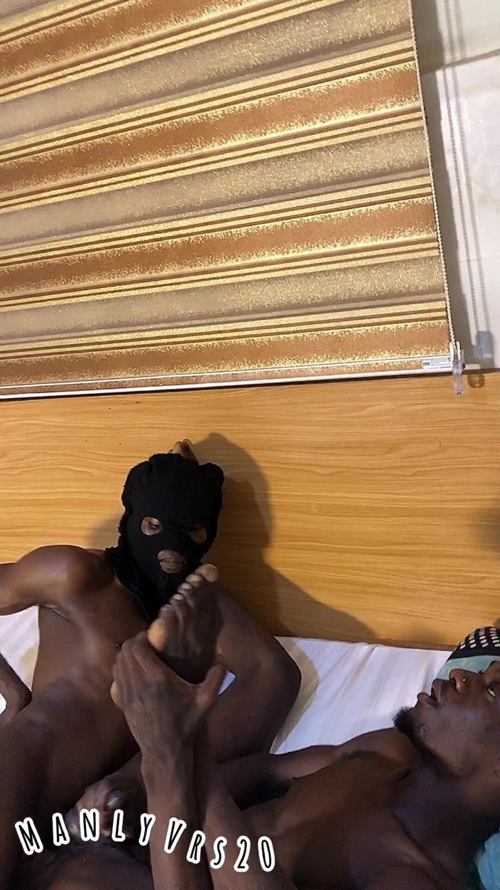Blackkish20: Este grande fella escancarado meu buraco