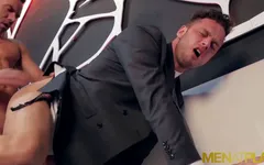 MENATPLAY Коллеги Damon Heart и Manuel Skye анальный трах