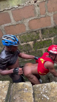 Faire du vélo avec mon demi-frère s’est mal tourné
