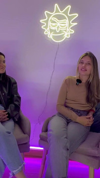 Conociendo a Scarlett e Chanel