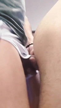 Il mio vicino ha bisogno di fare sesso senza protezioni