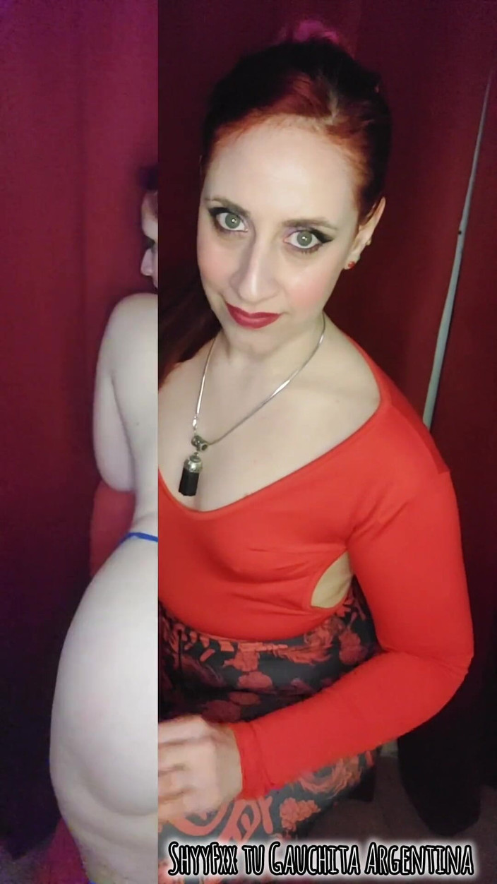 Tu Gauchita Argentina: Sora ta vitregă sexy încearcă costume sexy pentru tine! Instrucțiuni de...
