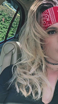 Kylie Babes Smoking Fetish Car Play