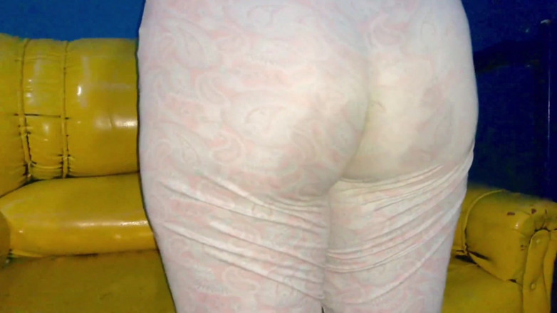 Majda Arabic: Fată arabă cu fundul sexy
