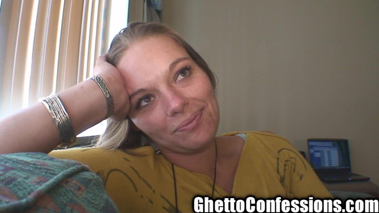 Ghetto Confessions: Si sundal ghetto panas yang bahagia menghisap batang dengan baik