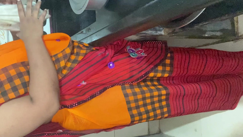 Angoori: Bhabhi Ko Devar Ne Kitchen Se Bedroom Me Bulakar Choda...