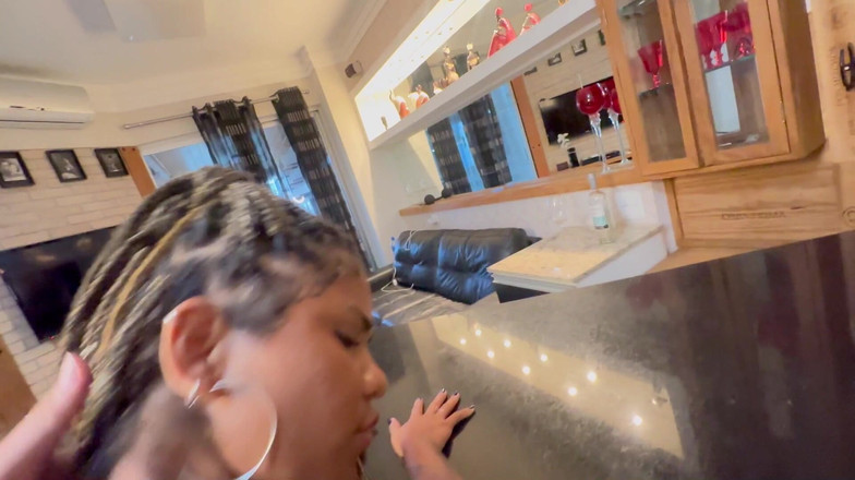 Dom Igor: Gadis remaja nakal ini dientot habis-habisan sama kontol besar di...