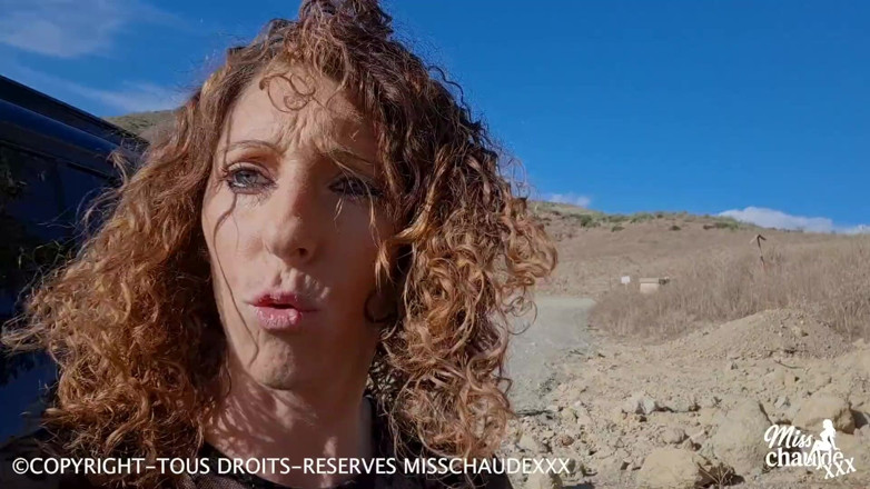 Misschaudexxx: Misschaudexxx, Infilo Una Palla Da Nodo Nel Mio