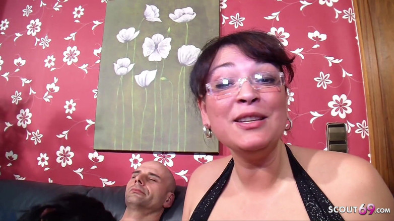 Full porn collection: German couple gets whore to have a threesome for the...