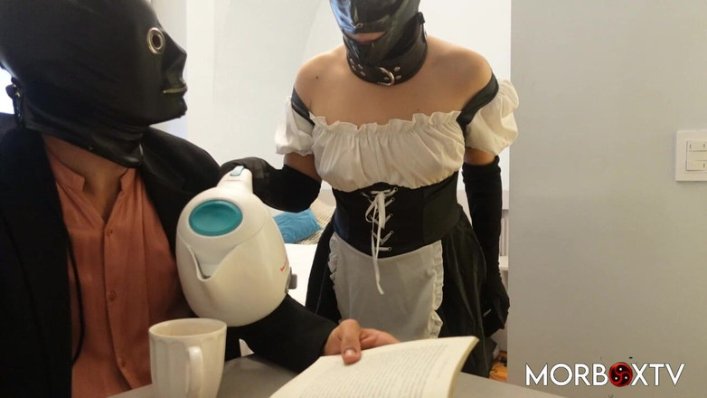 HardcoreC69: 아빠가 그녀에게 세게 섹스하자 그녀는 입에 우유를 넣어 달라고 한다. 그레이트 컴샷