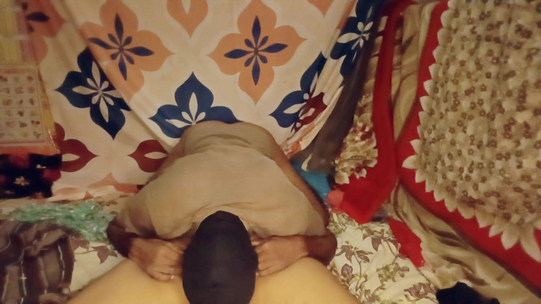 Poojakabir: Zia del villaggio indiano, buon compleanno parte 1