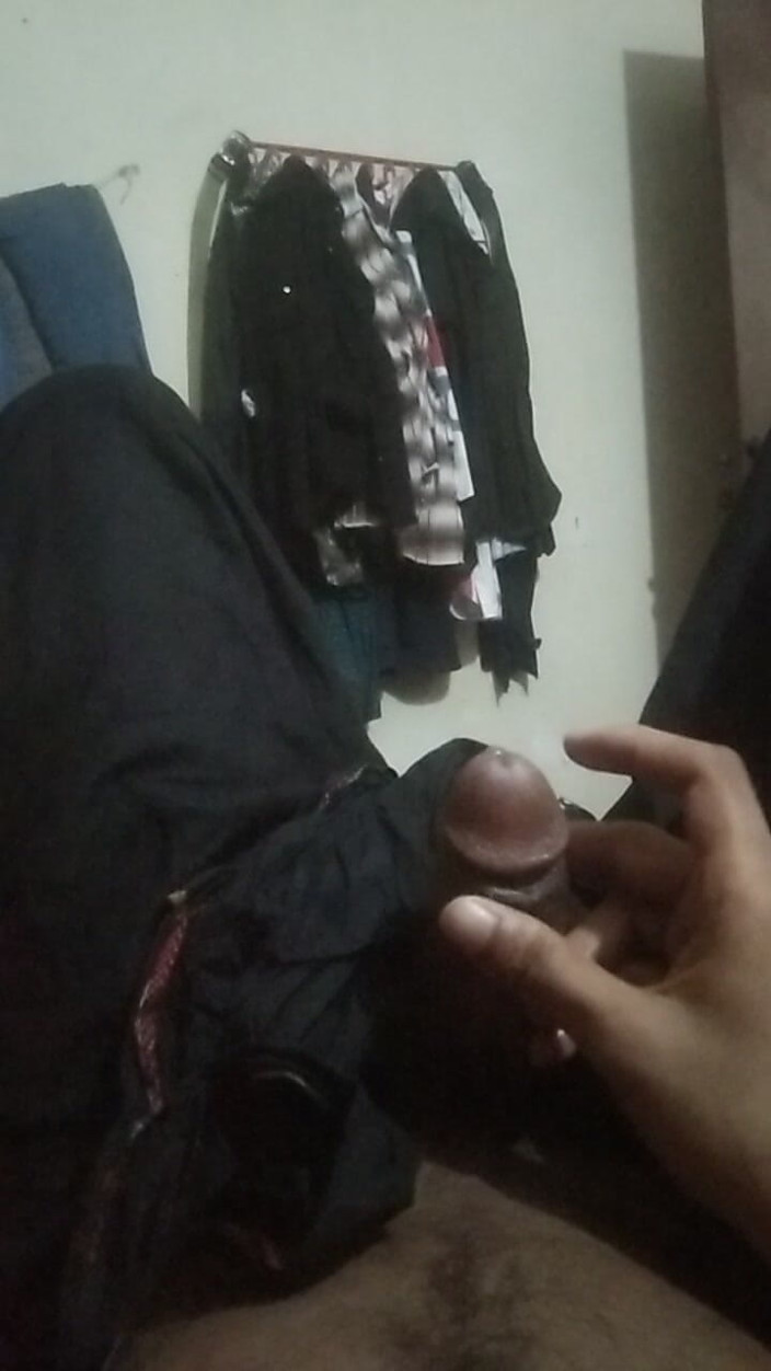 Viral_tiktokar: Volevo fare sesso quindi mi colpisco la mano