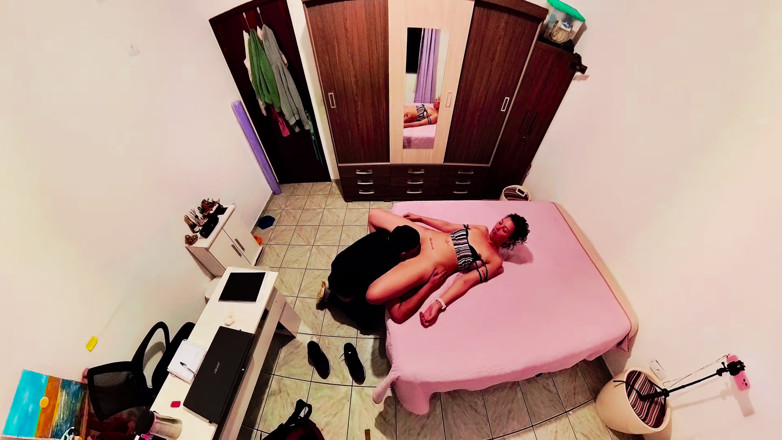 Gabi SweetCouplesStories: Ha insegnato alla figliastra come avere un orgasmo e sborrata...
