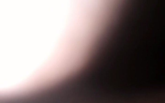 bigBlackie699: Нове відео, я поголився і граю зі своїм великим чорним членом і спермою