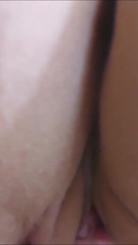 高潮自慰与极端特写阴部玩和骚逼呻吟暨