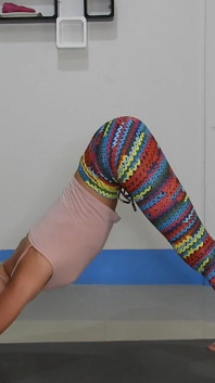 Do You Lke Yoga Girls? and Yoga Pants Ass?