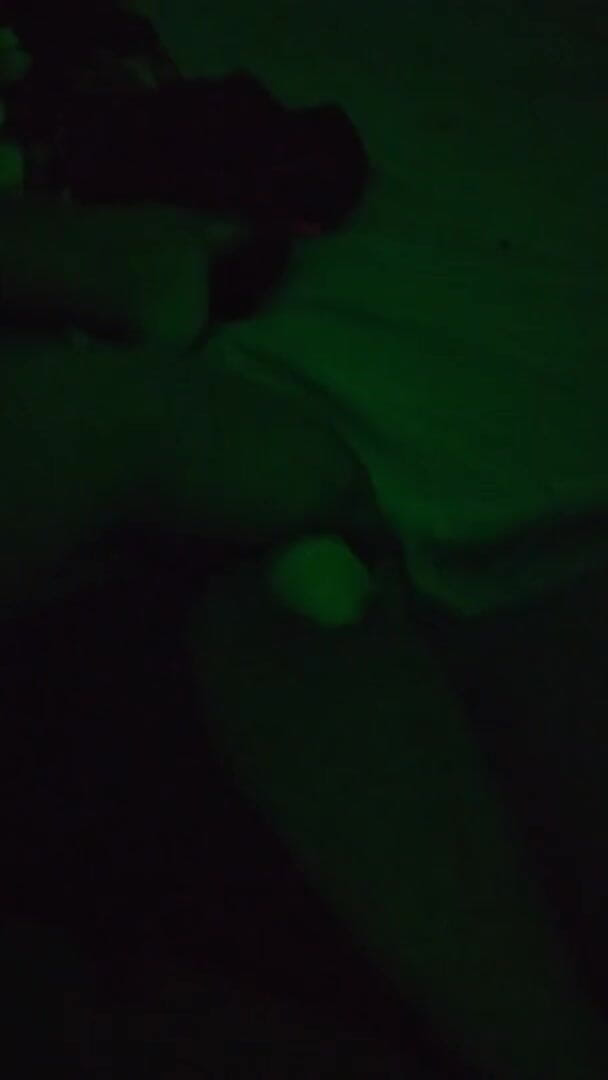 Ninazx: Mi primer video de masturbación en luz verde