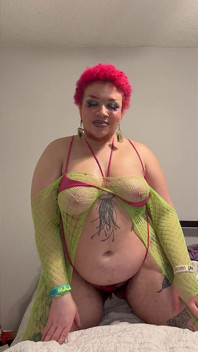 Velké měkké chlupaté tělo: Ftm Solo Squirt & Titty Play