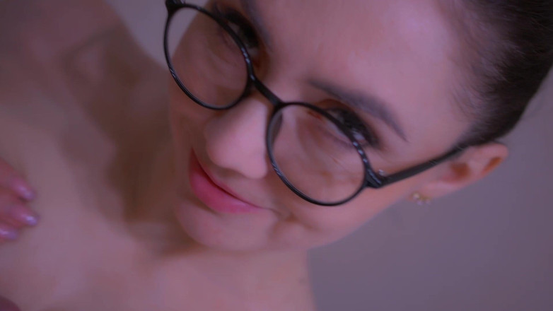 Alexa and Alex Moore: MILF robi słodkie obciąganie