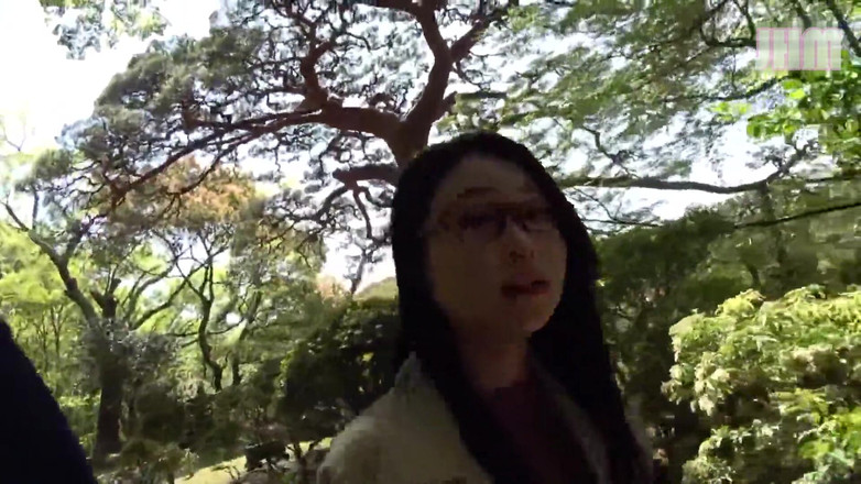 Japanese Hentai Matings: Varm vår - Aya, 27, en gift kvinna - 1