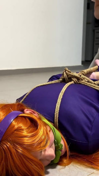 Damsel legată Daphne Blake
