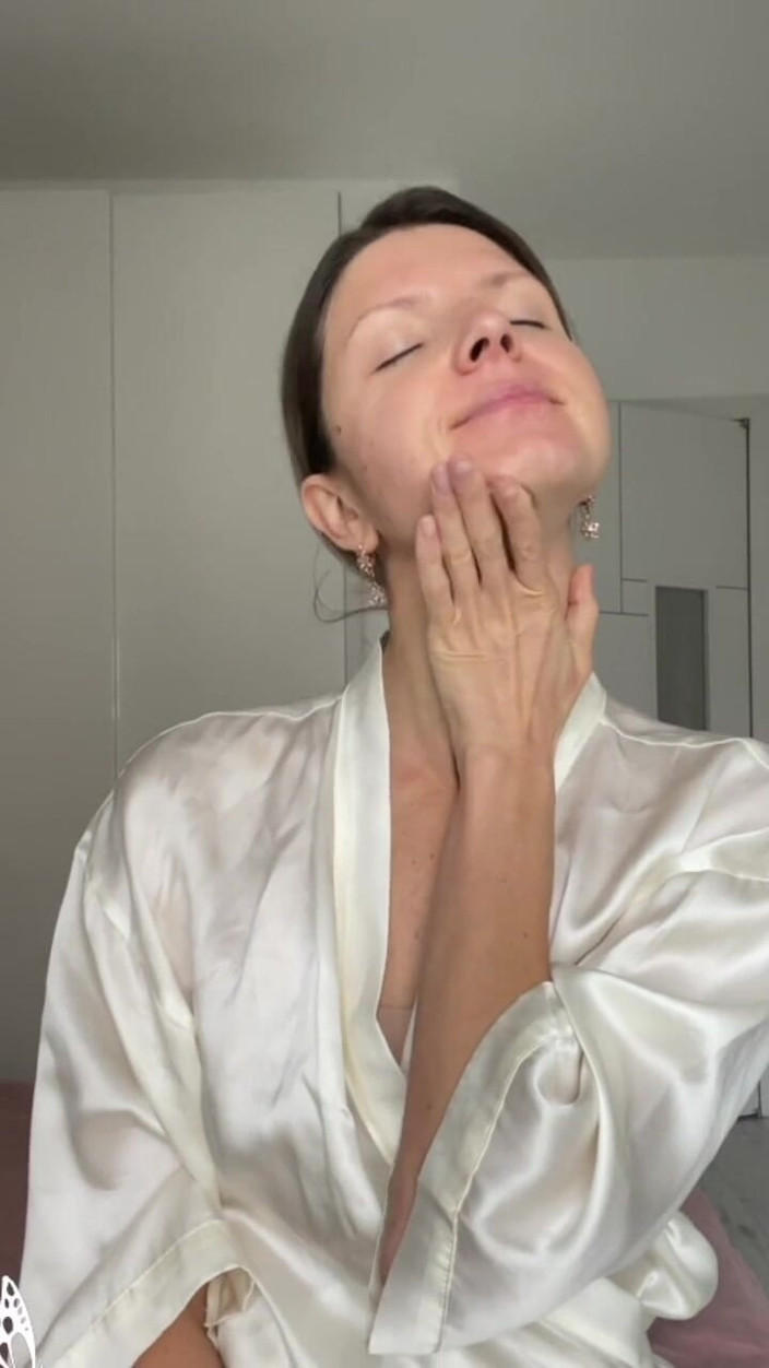 Gina Gerson: Solo Manhã Masturbação