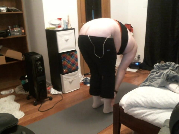 Roxxie rae page: Bullet Vibe Yoga