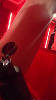 Fisting BDSM yang melampau mendalam – Adelina Noir dan Fistdude