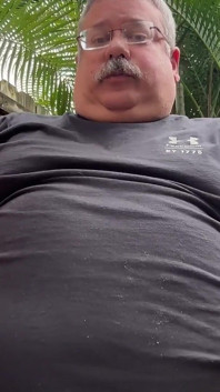 28 minut chcaní, hands free sperma, býčí koule, obrovská pocta cum