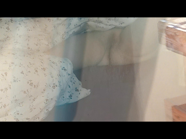 SimoneLive1: Aku sedang diawasi