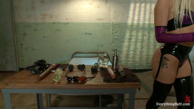 Everything Butt by Kink: 더 로즈버드 시오후키 DP 세션