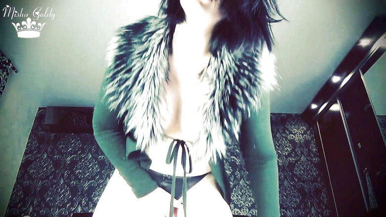 Goddess Misha Goldy: Твоя збочена мачуха втомилася від сексу зі старим вітчимом