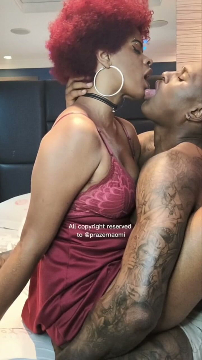 Prazer Naomi: Kissing Intensely, with Spit and Lots of Drool