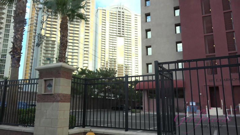 ATK Fans (Girlfriends): Virtual Vacation in Las Vegas with Eliza Jane Part 1